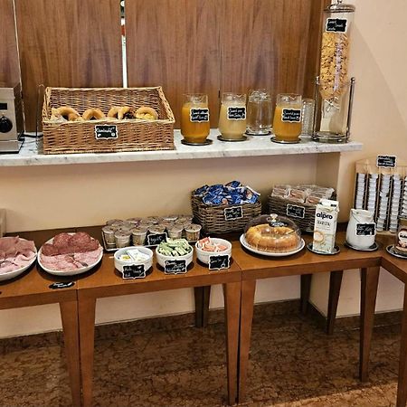 Hotel La Casa Di Nazareth Rzym Zewnętrze zdjęcie