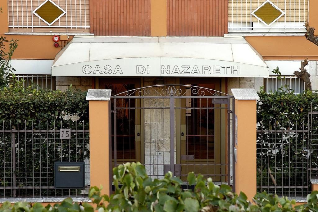 Hotel La Casa Di Nazareth Rzym Zewnętrze zdjęcie